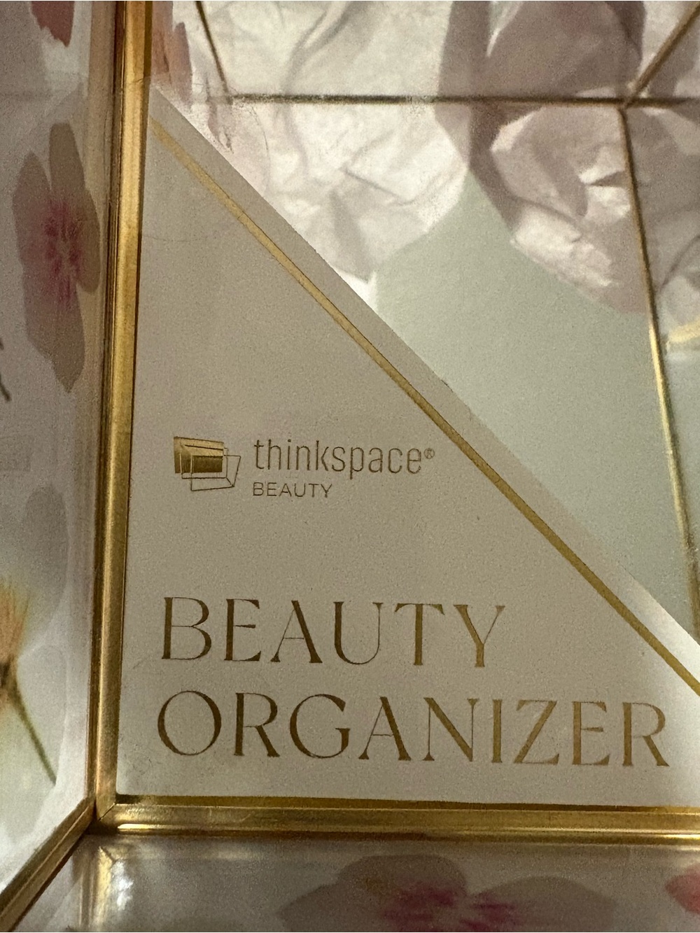 Beauty Organizer - Picture 3 of 3